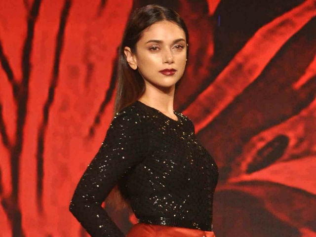 Aditi Rao Hydari Signs Mani Ratnam's Next Opposite Karthi