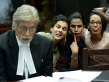 And Then Amitabh Bachchan Was Photobombed in Court