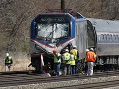 Amtrak Engineer Distracted By Radio In 2015 Crash: Report