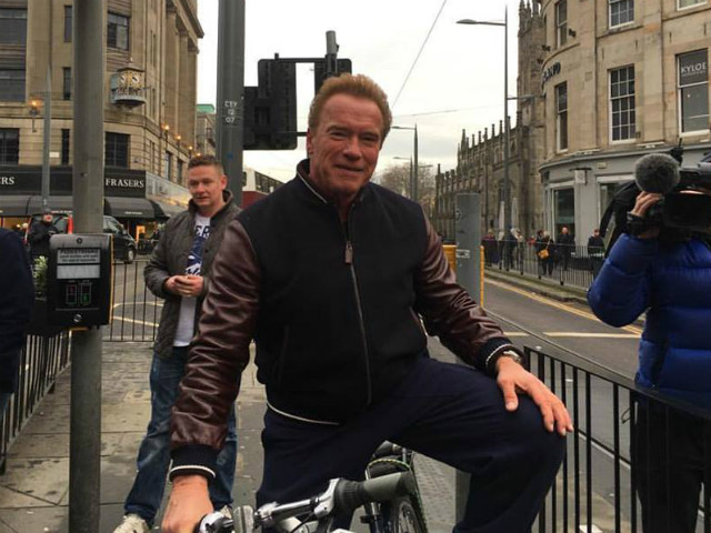 Pic of Schwarzenegger Training His Son Will Inspire You to Hit the Gym