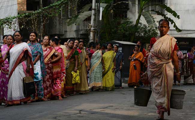 Bengal Polls 5th Phase : 57% Voting Till 1 PM, 7 Injured In Violence