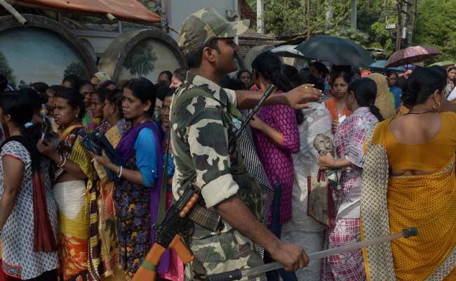 Election Commission Sets Rider On Bengal Poll-Day Print Ads