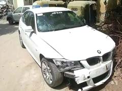 Speeding BMW Hits 4 Persons In Noida, One Critical; Driver On The Run