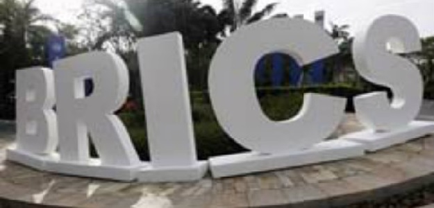 BRICS Bank Approves First Loans, $811 Million for Green Energy: Report
