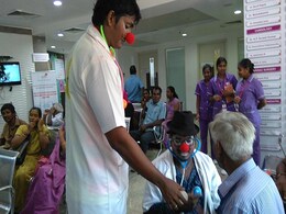 In Chennai Hospitals, Clowns Are Now Bringing Cheer To Patients In Chennai Hospitals, Clowns Are Now Bringing Cheer To Patients