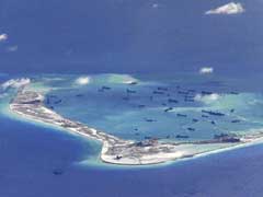 दक्षिणी चीन सागर में विवादित द्वीप पर 'पहली बार' उतरा चीनी सैन्य विमान