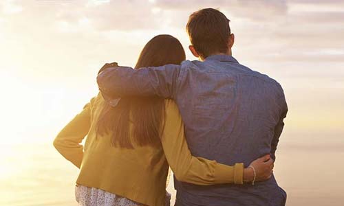 भूल कर भी न करें बेस्‍ट फ्रेंड को डेट... जानिए क्‍या हैं वजह!