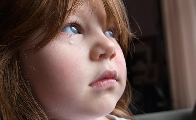 Want Your Baby To Cry Less? Try Baby-Wearing: Know All About It