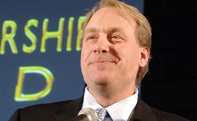 ESPN fires Curt Schilling over Facebook comments 