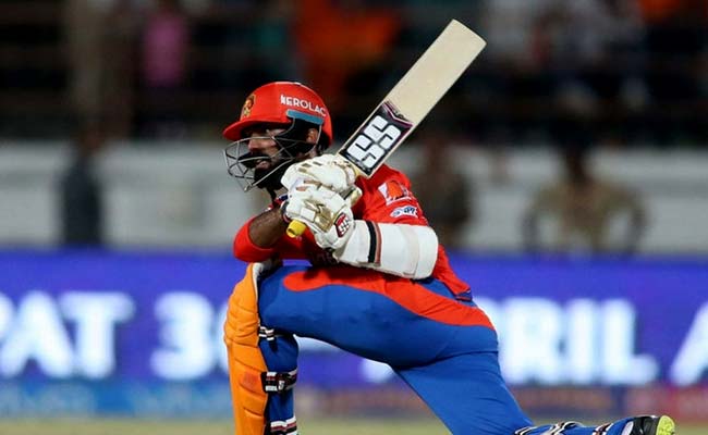 फिर चला दिनेश कार्तिक का बल्‍ला, उनके शतक से इंडिया बी को हराकर देवधर ट्रॉफी चैंपियन बना तमिलनाडु