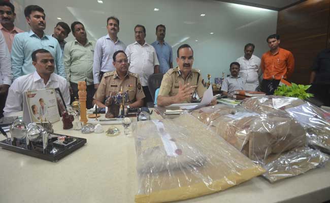 ठाणे : अंतरराष्ट्रीय ड्रग्स रैकेट का भंडाफोड़, 2 हजार करोड़ रुपये का नशीला पाउडर जब्त