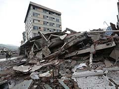 Ecuador Counts Over 400 Earthquake Deaths, Damage In The Billions