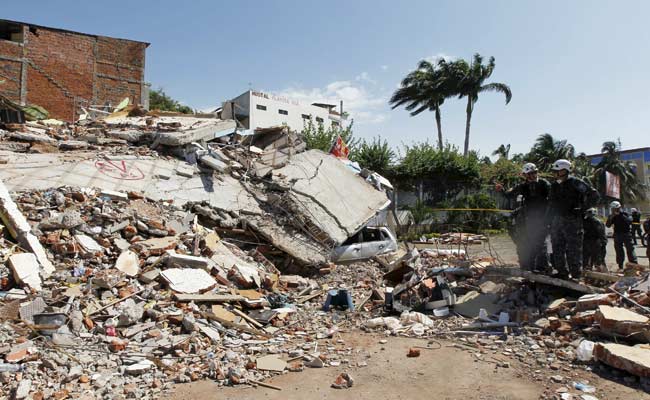 Ecuador Earthquake Leaves 120,000 Children Out Of School