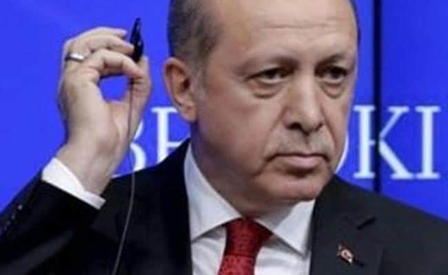 Turkish Parliament Approves Presidential System To Strengthen Recep Tayyip Erdogan