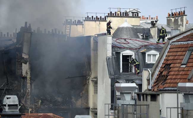 Gas Explosion In Paris Building, People Evacuated