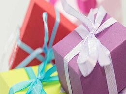 Diwali 2017: इस दीपावली को यादगार बनाने के लिए अपने चाहने वालों को गिफ्ट करें ये चीजें Diwali 2017: इस दीपावली को यादगार बनाने के लिए अपने चाहने वालों को गिफ्ट करें ये चीजें