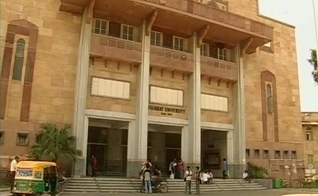 Gujarat Steers Students Towards One Research Topic: Government Projects