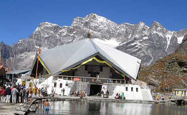 Hemkund Sahib Yatra 2026: How To Reach, Route, Best Time And Travel Tips