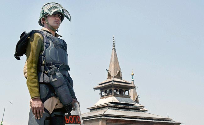 Amid Protests Over Handwara Deaths, Mobile Internet Blocked In Kashmir: 10 Developments