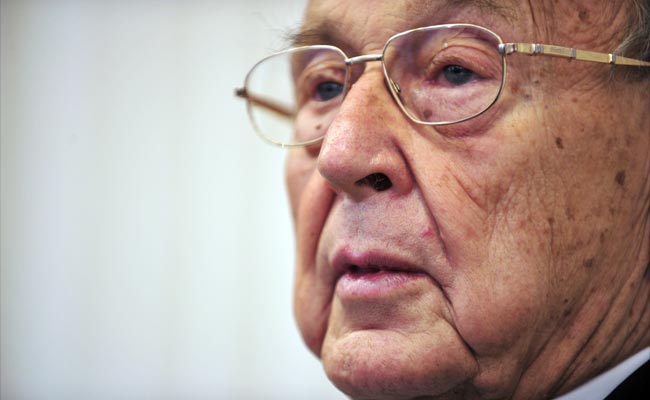Former German Foreign Minister Hans-Dietrich Genscher Dies