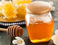 How to Use Honey for Hair: The Nutrient Packed Ingredient to Treat Dullness  - NDTV Food