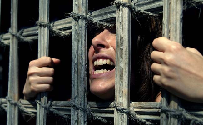 Tortured Like An Animal': Indian Woman Jacintha Mendonca Recalls 14-Month  Ordeal In Saudi Arabia