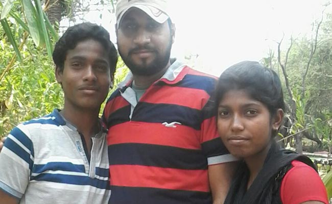 बोर्ड एग्जाम निपटाए, चिड़ियाघर पहुंचा, सेल्फी की कोशिश की, पहाड़ी से गिरा और...