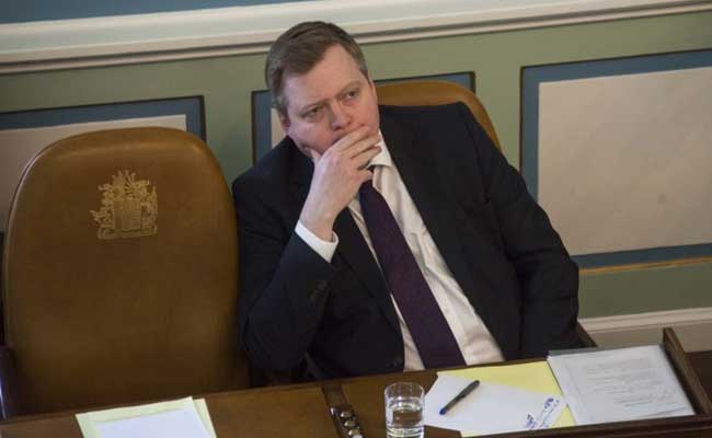 Iceland PM Sigmundur Davio Gunnlaugsson Resigns As Panama Papers Scandal Widens