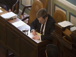 Iceland PM Asks For Parliament To Be Dissolved, President Refuses Iceland PM Asks For Parliament To Be Dissolved, President Refuses