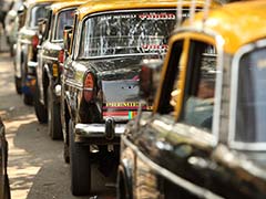 मुंबई : लगभग छह दशक के बाद अब सड़कों पर नहीं चलेंगी काली-पीली पद्मिनी टैक्सी