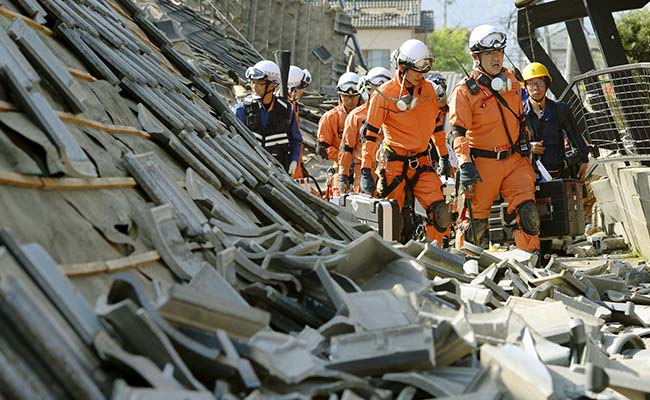 Twin Earthquakes Kill At Least 29 In South Japan; Many Trapped