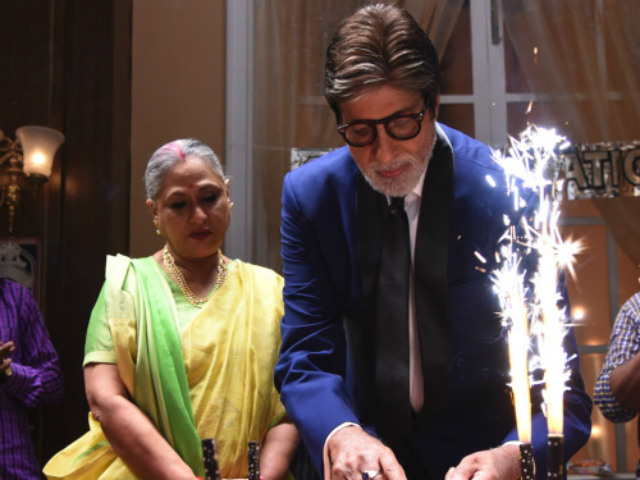 How Amitabh Bachchan, Abhishek Wished Jaya<I>ji</i> on Her Birthday