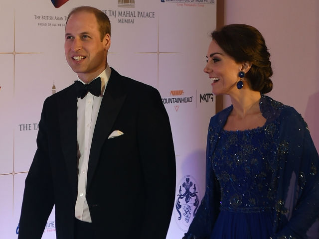 प्रिंस विलियम और केट मिडल्टन के डिनर में बॉलीवुड हस्तियों का अलग अंदाज