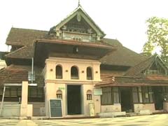 8th Century Kerala Mosque Finally Lets Women In. But Conditions Apply