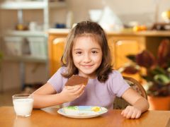 Mindfulness-Based Eating Awareness Helps Kids Exercise More Mindfulness-Based Eating Awareness Helps Kids Exercise More