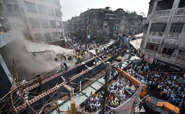 Kolkata Flyover Collapse: Construction Company Vice President Arrested