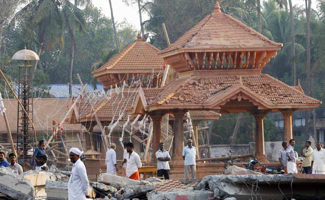 केरल मंदिर हादसे के पीड़ित के शरीर से निकाले गए कंक्रीट के आधा किलो टुकड़े
