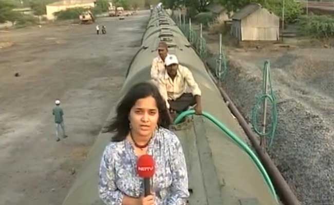 Second Water Train Chugs Into Maharashtra's Drought-Hit Latur