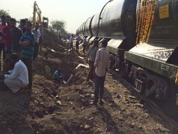 Water Train Arrives In Latur To Cheers - And Competing Claims Of Credit Water Train Arrives In Latur To Cheers - And Competing Claims Of Credit