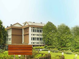 जानिए देश के टॉप फॉर्मेसी इंस्टीट्यूट्स की लिस्ट में किन संस्थानों को मिली जगह जानिए देश के टॉप फॉर्मेसी इंस्टीट्यूट्स की लिस्ट में किन संस्थानों को मिली जगह