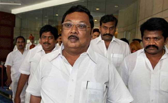 Ahead Of Polls, M Karunanidhi's Son MK Alagiri Considers Forming New Party