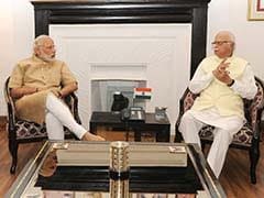 PM Modi Meets LK Advani, Offers Condolences Over Wife's Demise