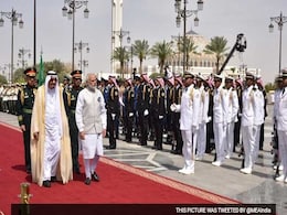 PM Narendra Modi Accorded Official Welcome In Saudi Arabia PM Narendra Modi Accorded Official Welcome In Saudi Arabia