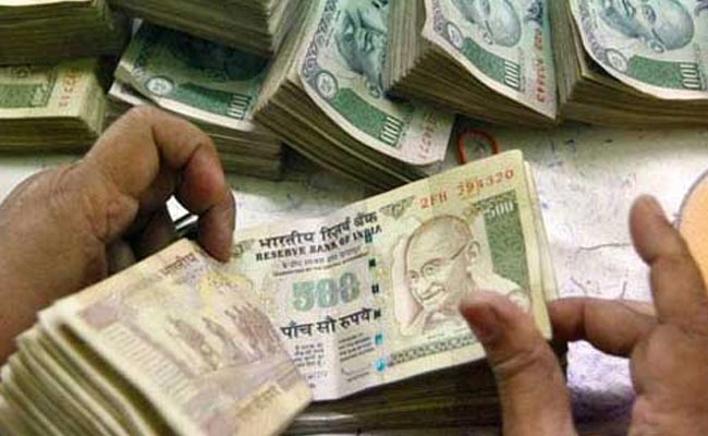 अपने पीएफ से इन हालातों में निकाल सकते हैं पैसा पर ध्यान रहें कुछ शर्तें भी हैं