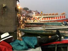 Morgan Freeman Posts Reminder Pic of His India Trip Filming <i>Story Of God</i>