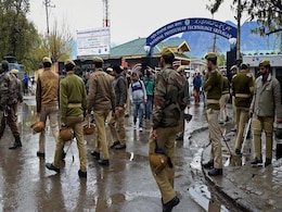 NIT Srinagar Unrest: Will Ensure No Student Deals With Injustice, Says Smriti Irani NIT Srinagar Unrest: Will Ensure No Student Deals With Injustice, Says Smriti Irani