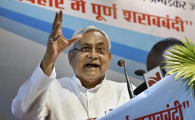 In Enforcing Prohibition, Nitish Kumar Climbs Everest. Metaphorically.