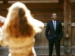 Barack Obama Takes In Hamlet At The Globe On Shakespeare's 400th Anniversary