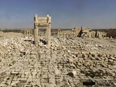 Russian Air Strikes Force ISIS Retreat In Syria's Palmyra: Report