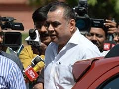 BJP Lawmaker Paresh Rawal Apologises For Odd-Even Violation